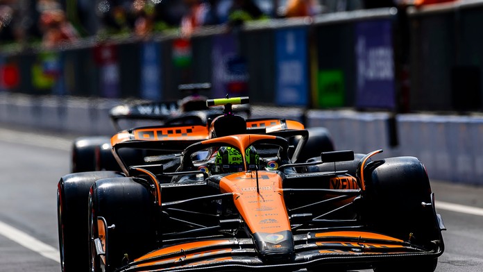 Jazda pred Veľkou cenou takmer nepustili do krajiny: Mal som na sebe pyžamo, kontrolovali ma hodiny