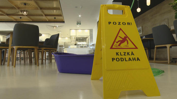 Poslanecká jedáleň