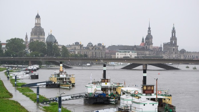 Labe v Drážďanoch. 