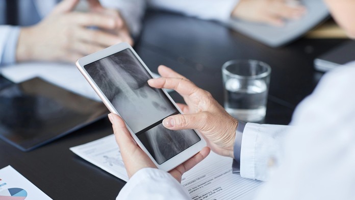 Najväčšie svetové medicínske pokroky v roku 2024: Prelom v ochrane pred HIV, diagnostike rakoviny či Alzheimera