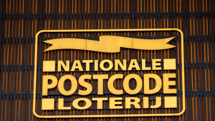 Nestihla nahlásiť zmenu bydliska a kráľovsky sa jej to vyplatilo. K výhre v lotérii prispela kuriózna zhoda náhod