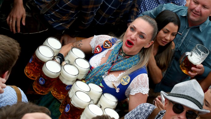 Po pandemickej prestávke je späť. Nemci opäť chystajú mníchovský Oktoberfest