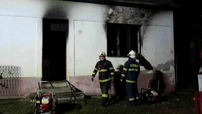 Požiar domu v českom mestečku Oleksovice