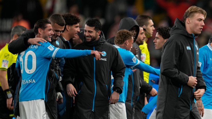 Lobotka v Rijáde dirigoval hru. Neapol zdolal milánskeho soka a postúpil do finále superpohára