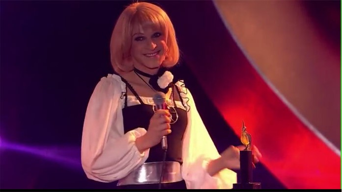 Artur Chamski ako Helena Vondráčková