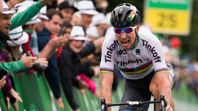 Peter Sagan v službách tímu Tinkoff víťazí v 3. etape 80. ročníka pretekov Okolo Švajčiarska.