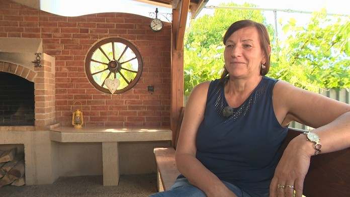 Emília Kmecová je opatrovateľka, ktorá dostala v zahraničí ocenenie