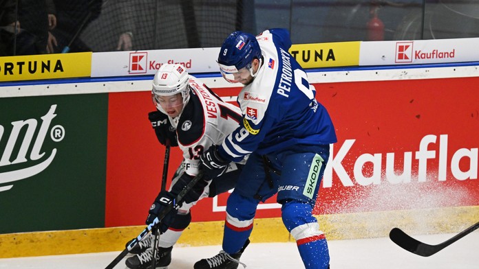 Na snímke vpravo Rayen Petrovický (Slovensko)