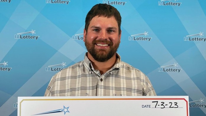 Muža postretlo neuveriteľné šťastie. V piatok sa oženil, o deň neskôr vyhral v lotérii krásnu sumu