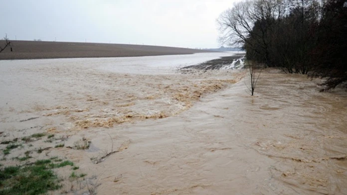 zaplavy-povodne-nova-ves-nad-zitavou-nestandard1.jpg