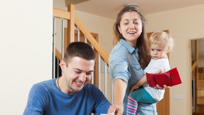 Slovákom pomáhajú nízke pôžičky: Až 1 000 eur môžete mať bez úrokov aj poplatkov!