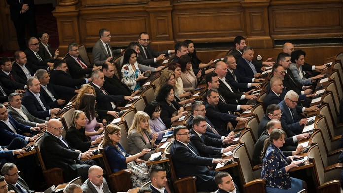 Bulharskí poslanci zrušili veto na rokovania EÚ so Severným Macedónskom