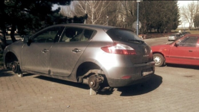 19 TN Auta na rafikoch FOTO.transferweb_jpg_bez_watermarku_1.jpg