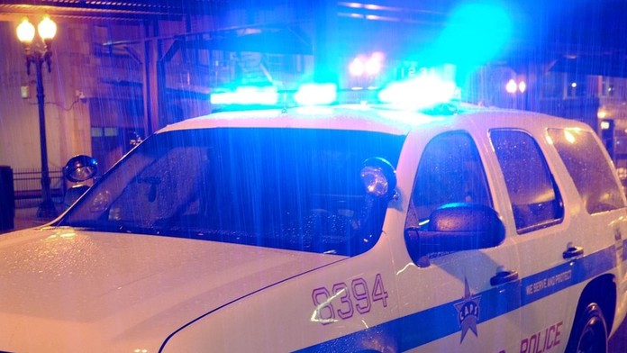Scéna ako z hororu. Tínedžer v kostýme klauna dobodal seniora a zanechal hrozivý odkaz