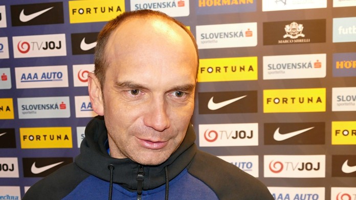 Na snímke tréner futbalovej reprezentácie SR 21 Oto Brunegraf.