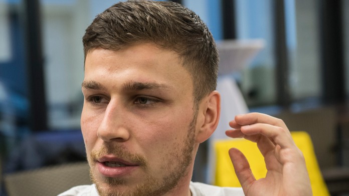 Hral v exotike za peniaze, o akých iní len snívajú, legende odvrával. Teraz sa vrátil na Slovensko (rozhovor)