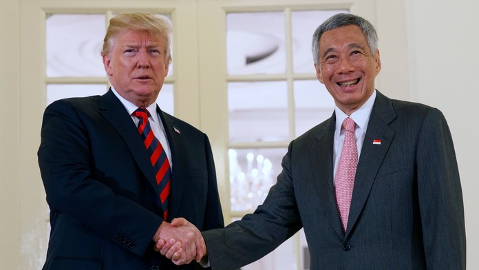 Trump so singapurským premiérom Lee Hsienom Loongom