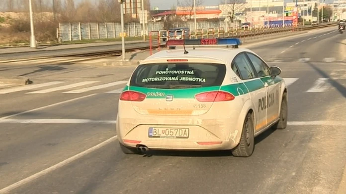 19 Uplatok-policajti.transferweb_jpg_bez_watermarku_1.jpg