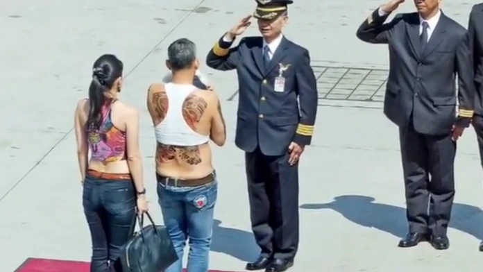 Budúci thajský kráľ Maha Vajiralongkorn.