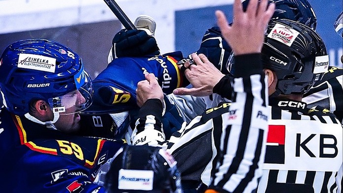 Hviezdou večera v Česku sa stal slovenský útočník. Róbert Lantoši sa blysol hetrikom, darilo sa aj ďalším