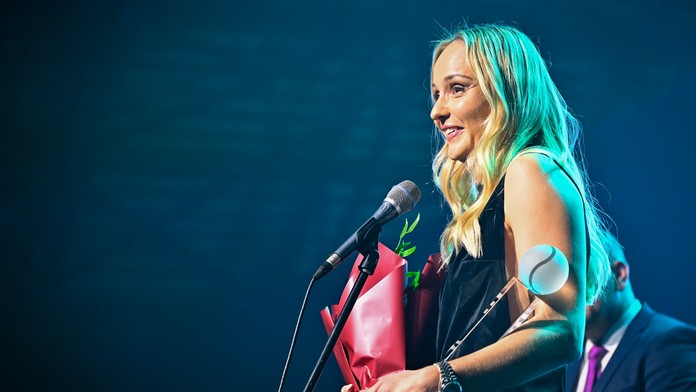 Bez slov zostalo publikum aj moderátor. Najlepšia slovenská tenistka venovala rodičom nelichotivé slová