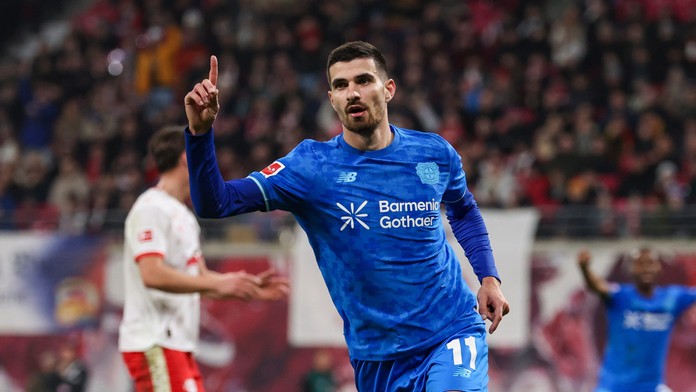 Leverkusen ovládol šláger s Lipskom a posunul sa na tretiu priečku. Hetrik Pejčinoviča Wolfsburg nespasil