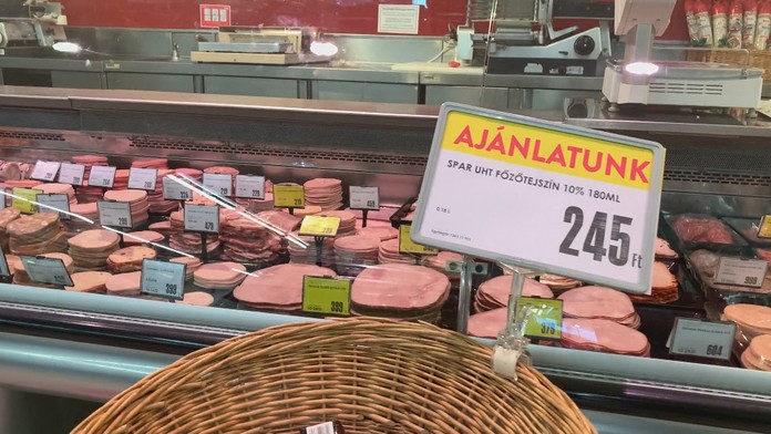 Inflácia v Maďarsku raketovo rastie. V októbri dosiahla 26-ročné maximum