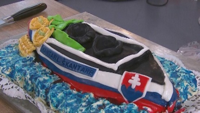 sefkuchar-pripravil-tortu-pre-zlatych-skantarovcov.jpg