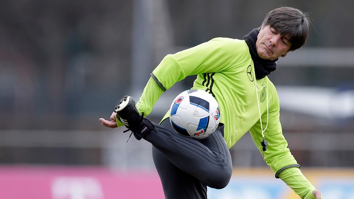 Tréner Joachim Löw.