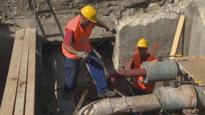 Levičania ostali bez teplej vody.