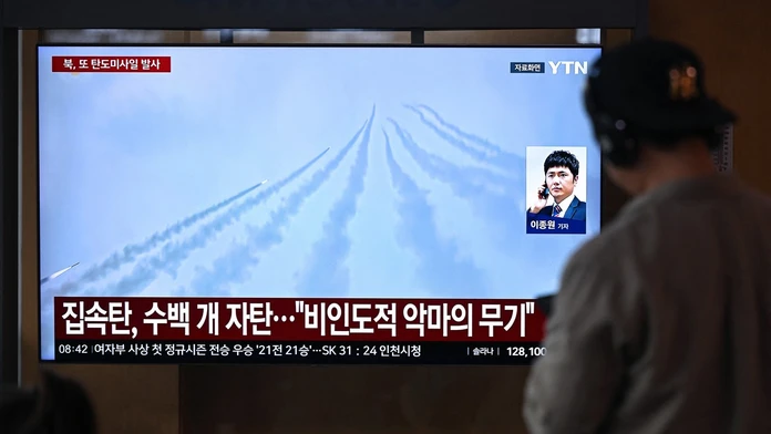 Severná Kórea vystrelila viacero balistických rakiet smerom k Japonsku