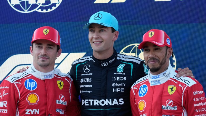 Mercedes opäť ovládol kvalifikáciu zásluhou Russella. Verstappen sa ocitol mimo trate