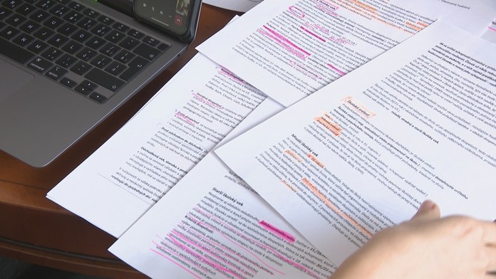 Vysokoškoláci majú online aj škúškové obdobie, využili to na nové formy podvádzania