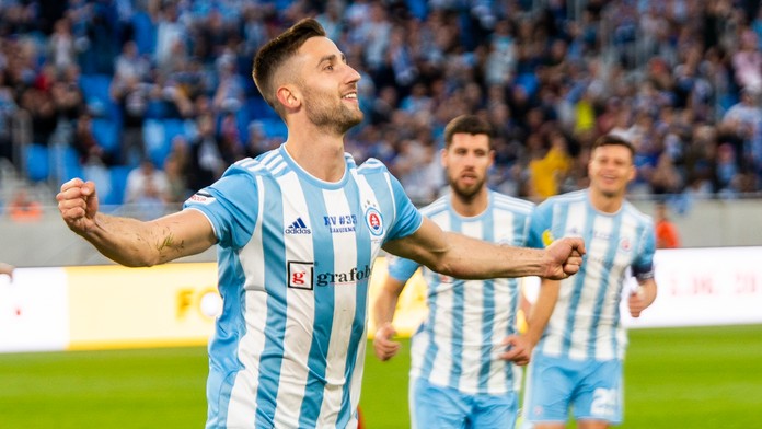 Prestup roka na spadnutie? Slovan je pripravený zaplatiť veľký transfer i krásny plat, píšu Slovinci