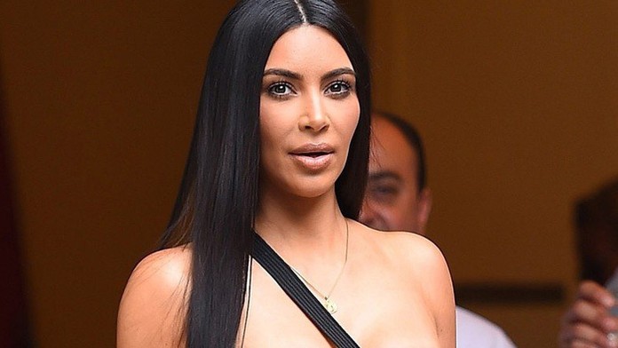 Potvrdené! Kim Kardashian bude mať tretie dieťa, rodiť ale nebude