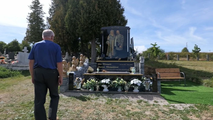 Pomníky ako pre kráľov. Na Spiši pribúdajú megalomanské hrobky