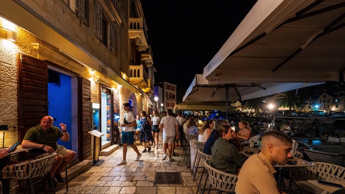 Obľúbená dovolenková destinácia mení pravidlá pre turistov. Chce sa zbaviť povesti párty ostrova