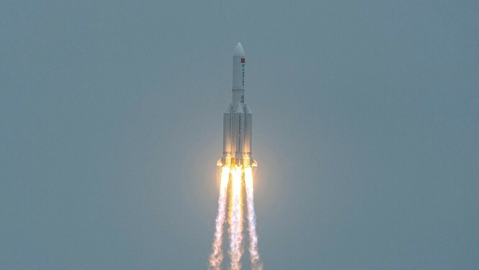 Čínska raketa Dlhý pochod 5 B.