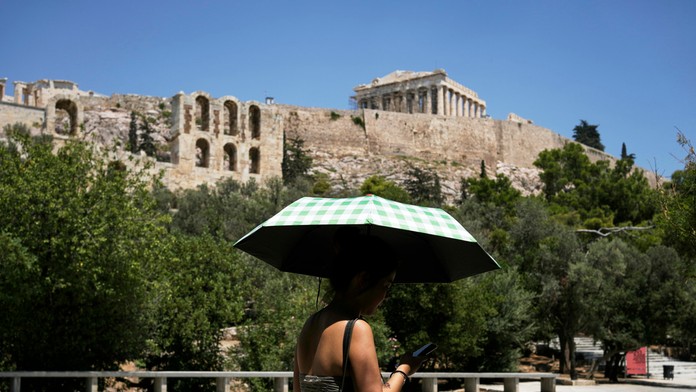 V Grécku pretrvávajú obrovské horúčavy. Požiare hrozia aj v populárnych destináciách