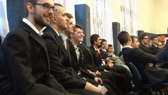 Títo študenti sa výrazne zlepšili v učení aj správaní. Môže za to jednoduchá drobnosť