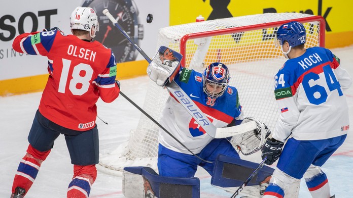 Koch a Kelemen skončili v kempe Arizony, Coyotes ich poslali na farmu