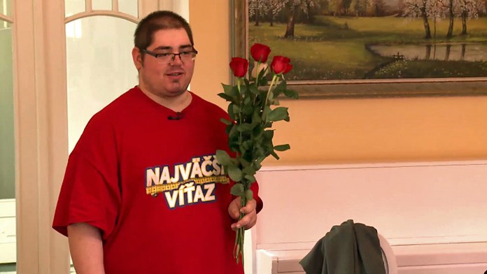 Matúš priniesol dievčatám ruže