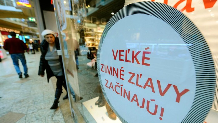 Povianočné zľavy v obchodoch