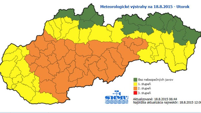 SHMÚ vydal výtrahy kvôli dažďu.