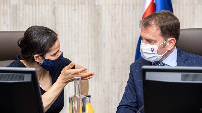 Na snímke Mária Kolíková a Igor Matovič