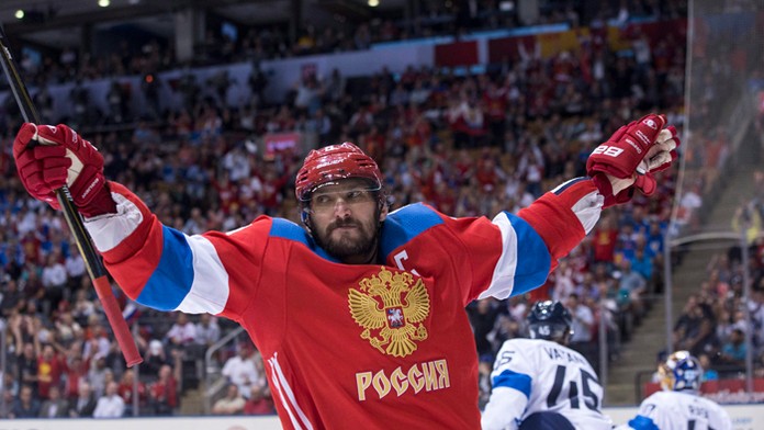 Alexander Ovečkin sa raduje z gólu.