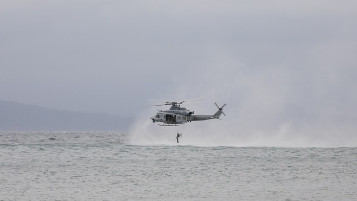 V Tichom oceáne zachránili Austrálčana a jeho psa. More ich loď unášalo dva mesiace