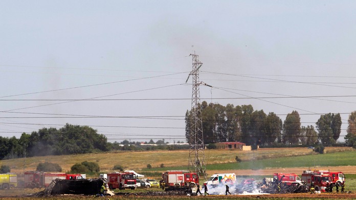 Havária vojenského lietadla v španielskej Seville.