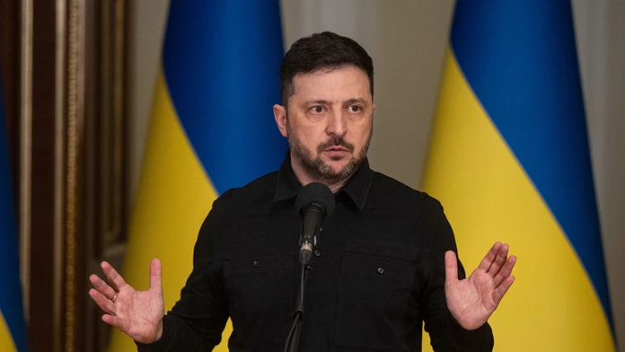 Zelenskyj chce podľa Financial Times oznámiť prezidentské voľby aj referendum o vojne. Nie je to pravda, znie z Kyjeva