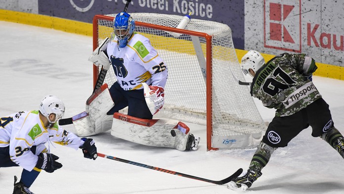 Kouč Frankfurtu Adi Hutter pred duelom na pôde Borussie Dortmund.